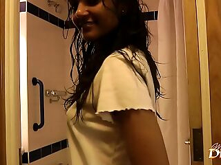 Indian Teen Divya Stimulation Hot Arse In the matter of Shower